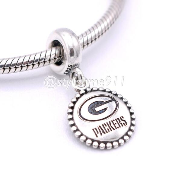 Authentic PANDORA Engraved Green Bay Packers NFL Logo Dangle - Picture 1 of 9